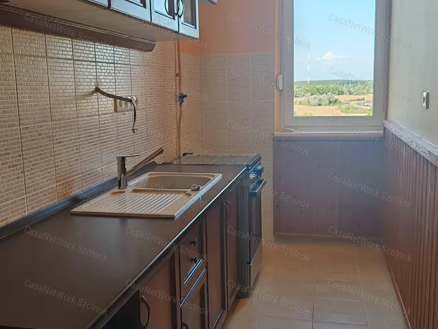 Eladó lakás Szolnok 42 nm