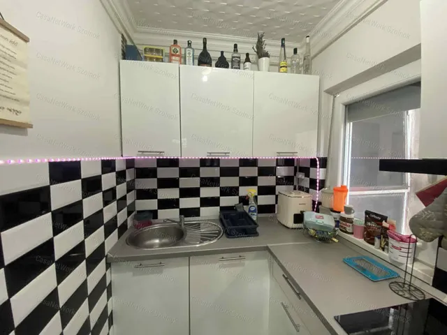 Eladó lakás Szolnok 48 nm