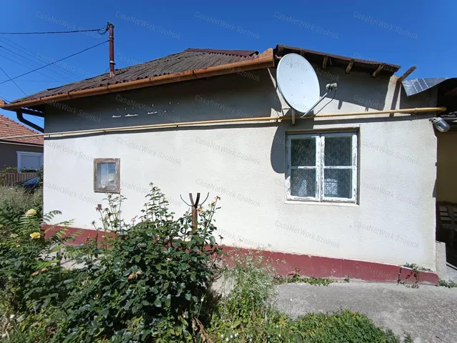 Eladó ház Tószeg 90 nm