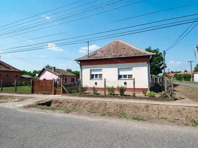 Eladó ház Tiszaföldvár 50 nm