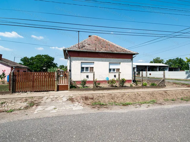 Eladó ház Tiszaföldvár 50 nm