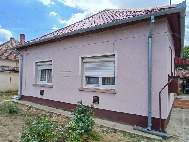 Eladó ház Martfű 55 nm