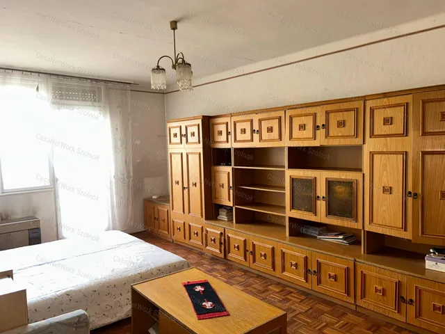 Eladó lakás Szolnok 54 nm