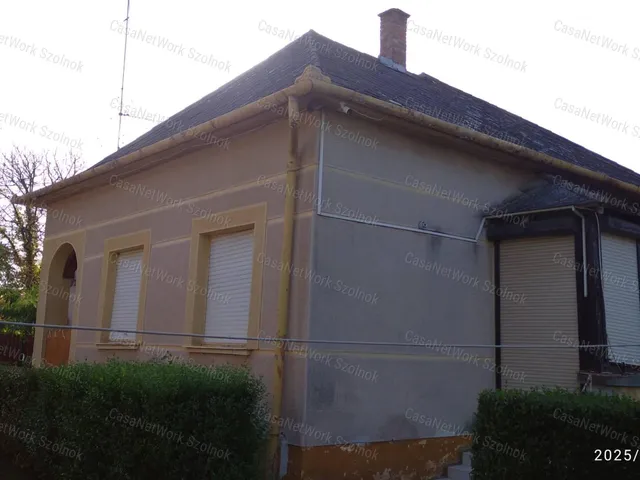 Eladó ház Tiszapüspöki 110 nm