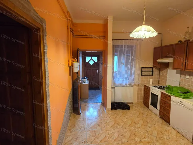 Eladó ház Szolnok 80 nm