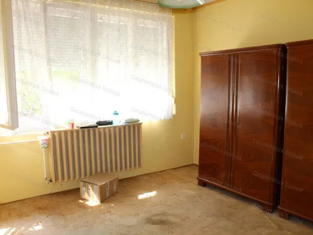 Eladó ház Szolnok 182 nm