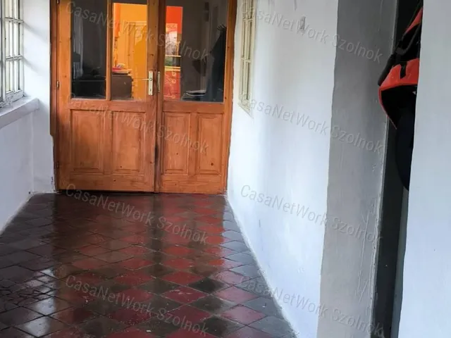 Eladó ház Tiszaföldvár 83 nm