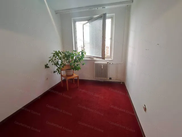 Eladó lakás Szolnok 51 nm