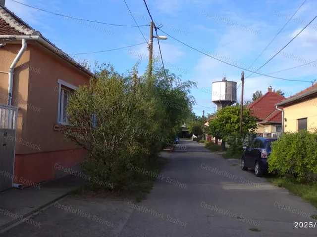 Eladó ház Szolnok 61 nm