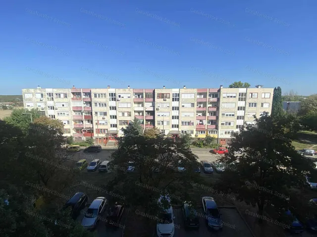 Eladó lakás Szolnok 68 nm
