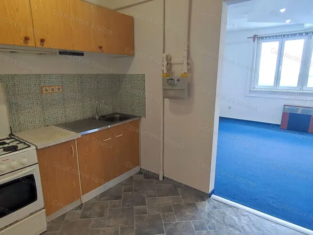 Eladó lakás Szolnok 30 nm