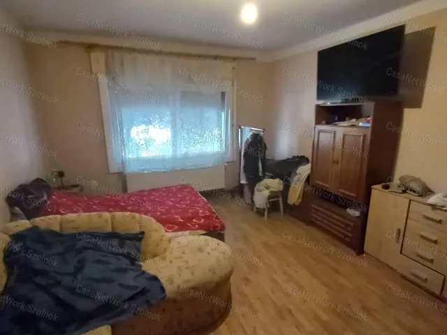 Eladó ház Szolnok 100 nm