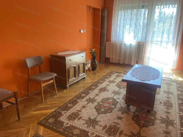 Kiadó lakás Szolnok 54 nm