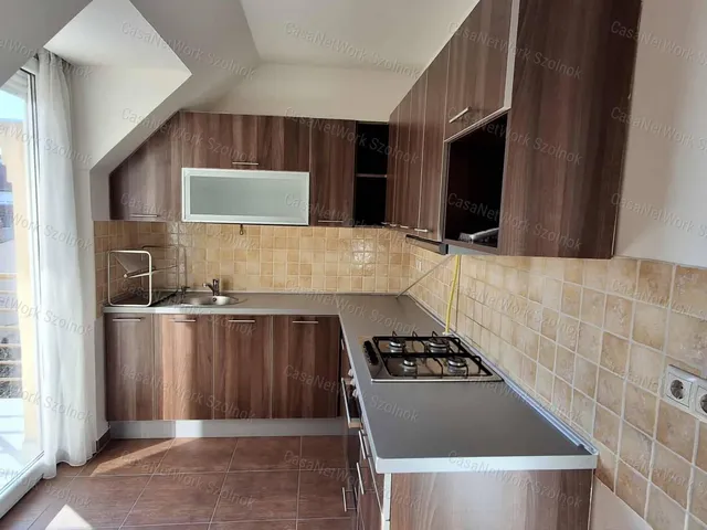 Eladó lakás Szolnok 71 nm