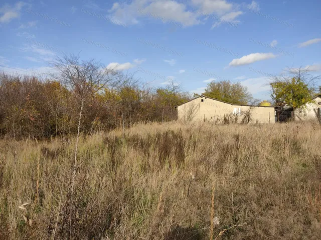 Eladó telek Nagykáta 975 nm