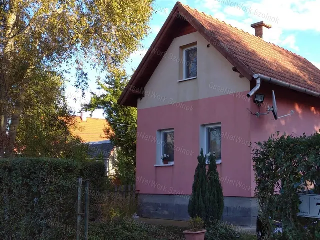 Eladó üdülő és hétvégi ház Cibakháza 65 nm