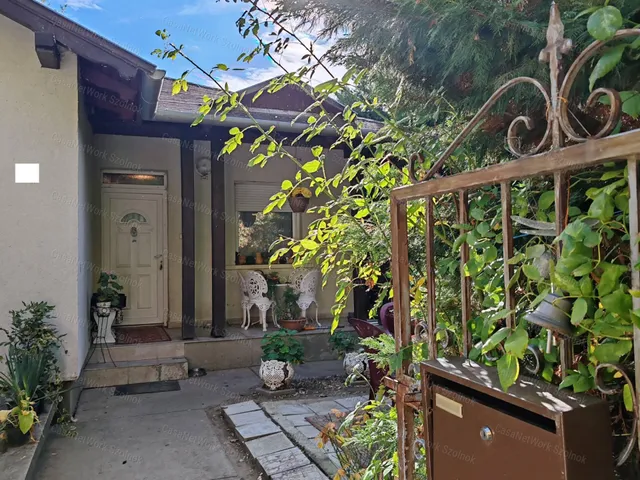 Eladó ház Szolnok 98 nm