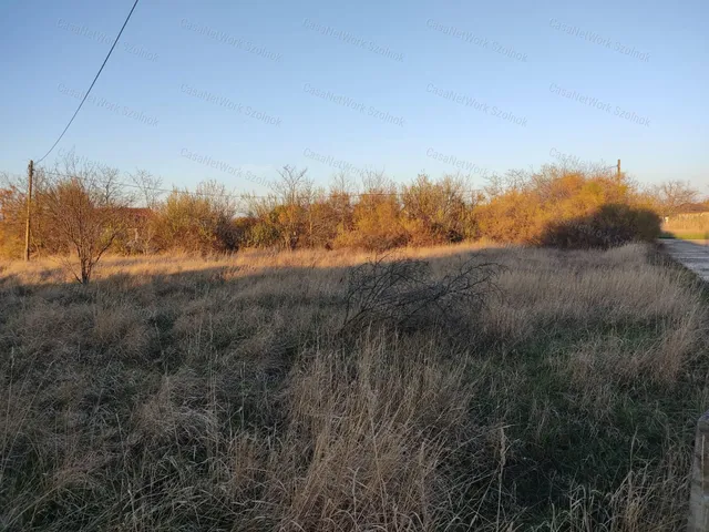 Eladó telek Tápiószele 901 nm