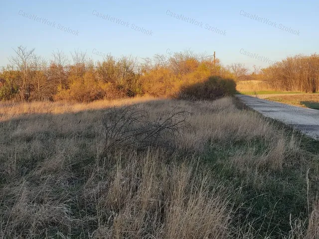 Eladó telek Tápiószele 901 nm