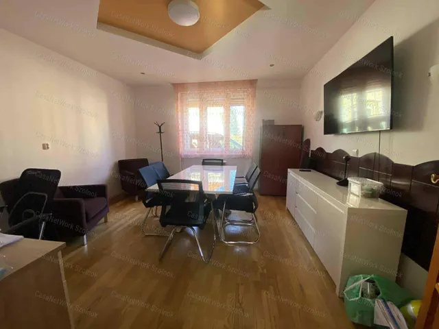 Eladó ház Szolnok 65 nm