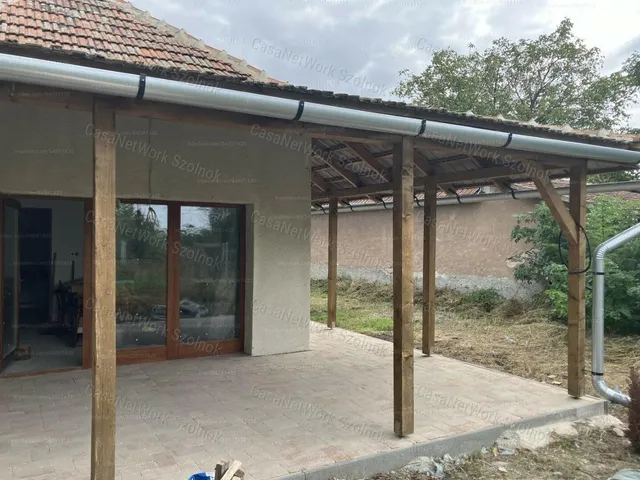 Eladó ház Sarud 84 nm