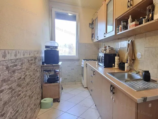 Eladó lakás Szolnok 42 nm