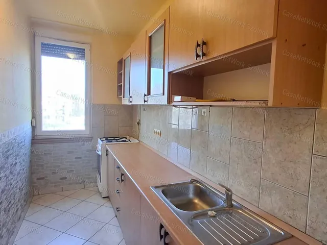 Eladó lakás Szolnok 42 nm