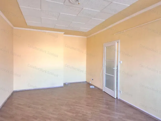 Eladó lakás Szolnok 42 nm