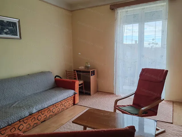 Kiadó lakás Szolnok 35 nm