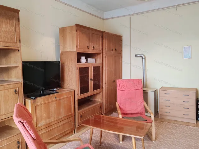 Kiadó lakás Szolnok 35 nm