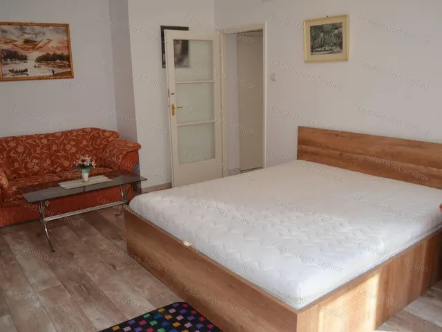 Eladó lakás Szolnok 52 nm