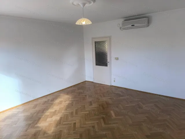 Kiadó lakás Szolnok 57 nm