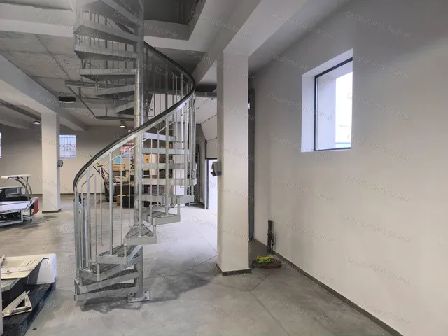 Kiadó kereskedelmi és ipari ingatlan Szolnok 533 nm