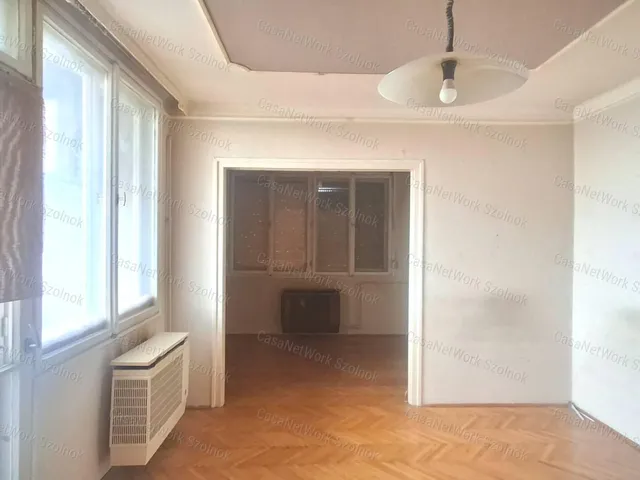 Eladó lakás Szolnok 58 nm