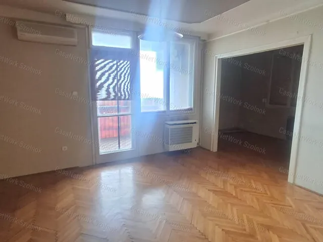 Eladó lakás Szolnok 58 nm