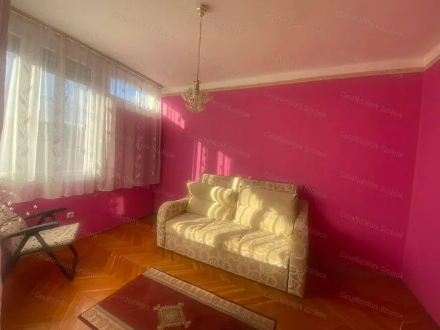 Eladó lakás Szolnok 58 nm