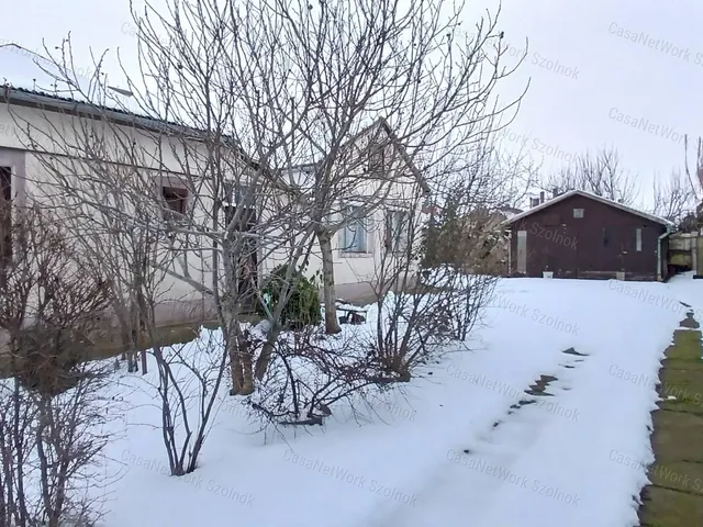 Eladó ház Martfű 183 nm