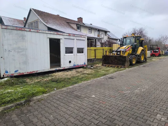 Eladó telek Szolnok 76 nm