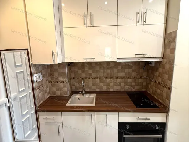 Kiadó lakás Szolnok 31 nm