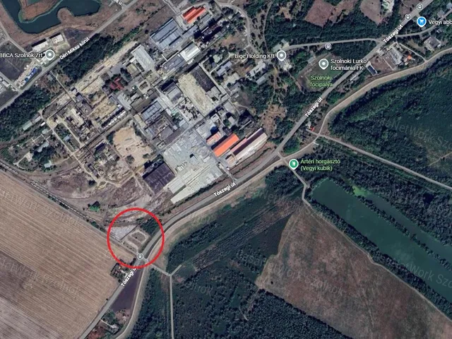 Eladó kereskedelmi és ipari ingatlan Szolnok 633 nm