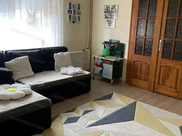 Eladó ház Tiszaföldvár 76 nm