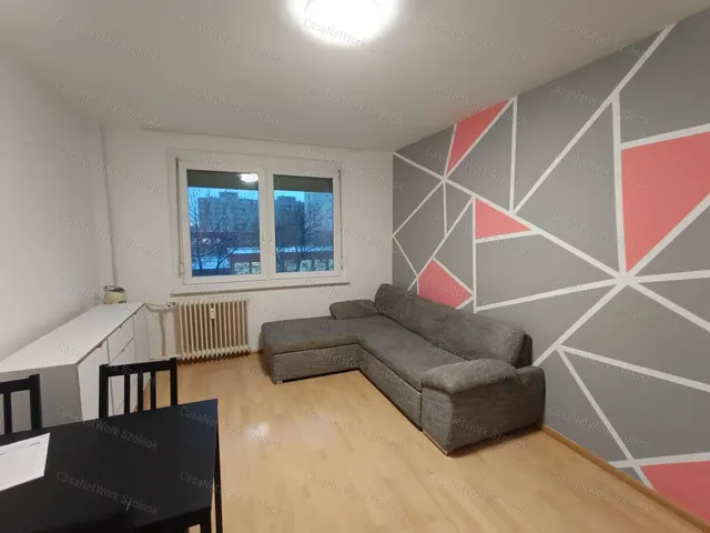 Kiadó lakás Szolnok 35 nm