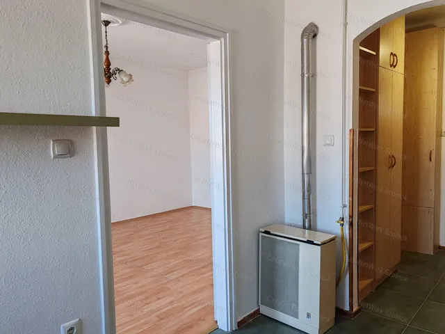 Eladó lakás Szolnok 37 nm