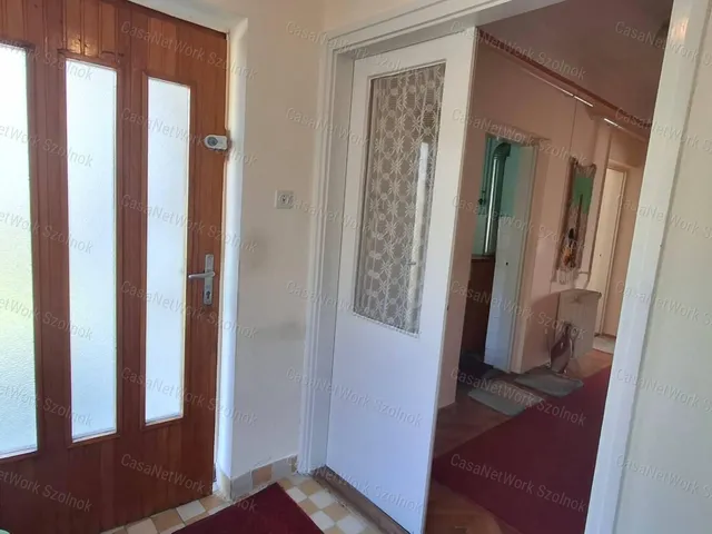 Eladó ház Szolnok 70 nm