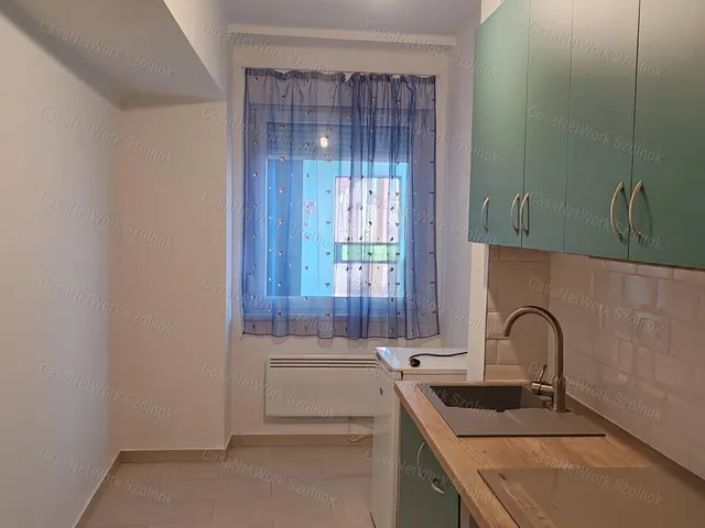 Kiadó lakás Szolnok 49 nm