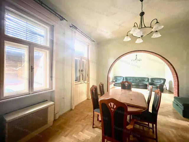 Eladó ház Szolnok 100 nm