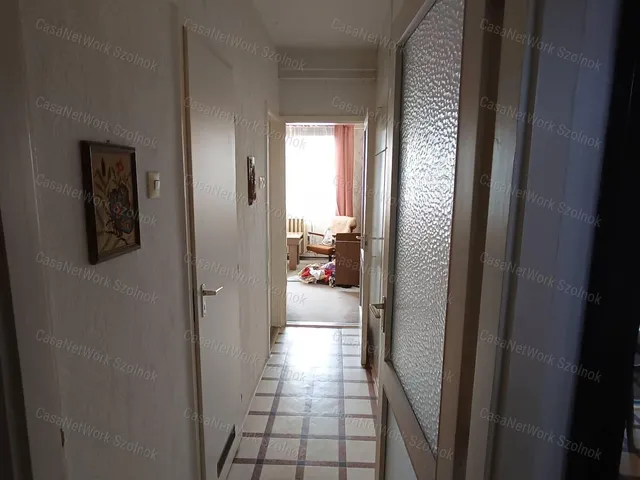 Eladó lakás Szolnok 76 nm