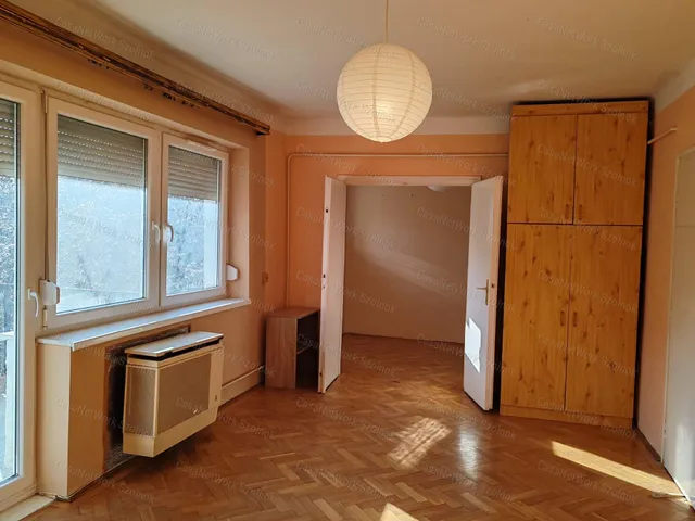 Eladó lakás Szolnok 36 nm