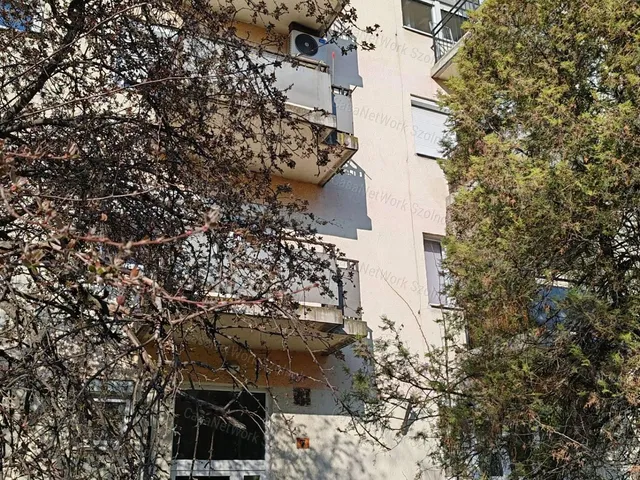 Eladó lakás Szolnok 36 nm