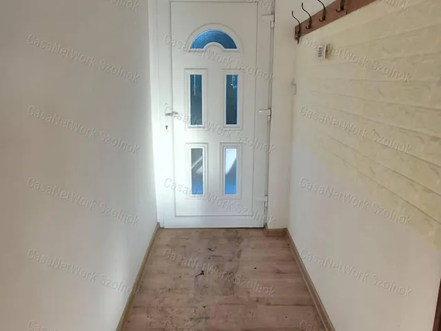 Eladó kereskedelmi és ipari ingatlan Tiszapüspöki 108 nm